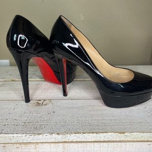 Louboutin black patent leather pumps Bianca 120s